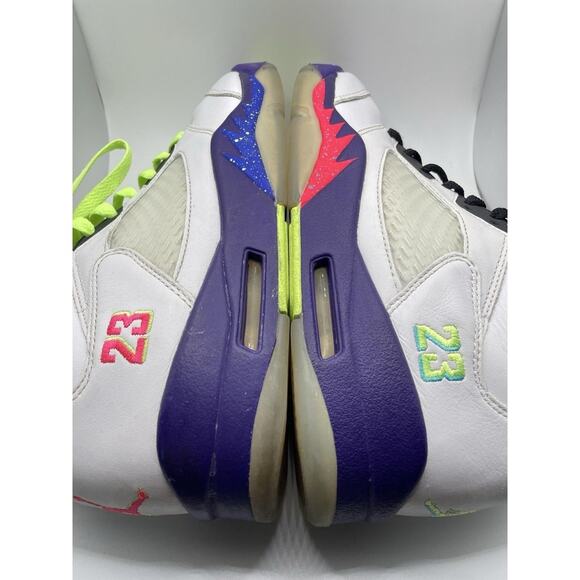 Air Jordan Mens Size 9 White Purple Alternate Bel-Air 2020 Retro 23 90s Kicks - Picture 5 of 9